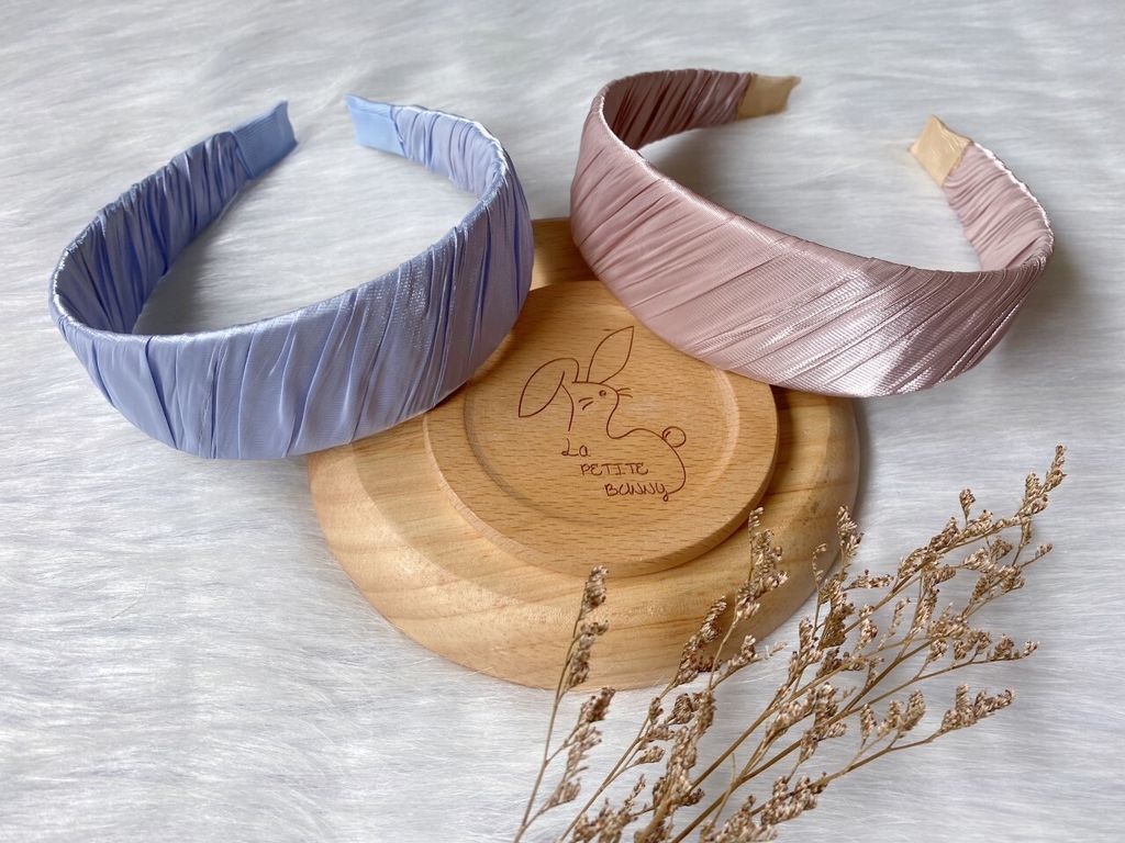 minimalist satin headband