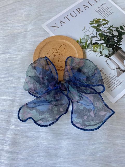 organza ribbon duck clip