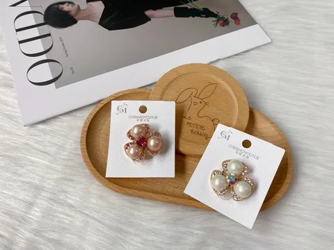 premium pearl hair tie