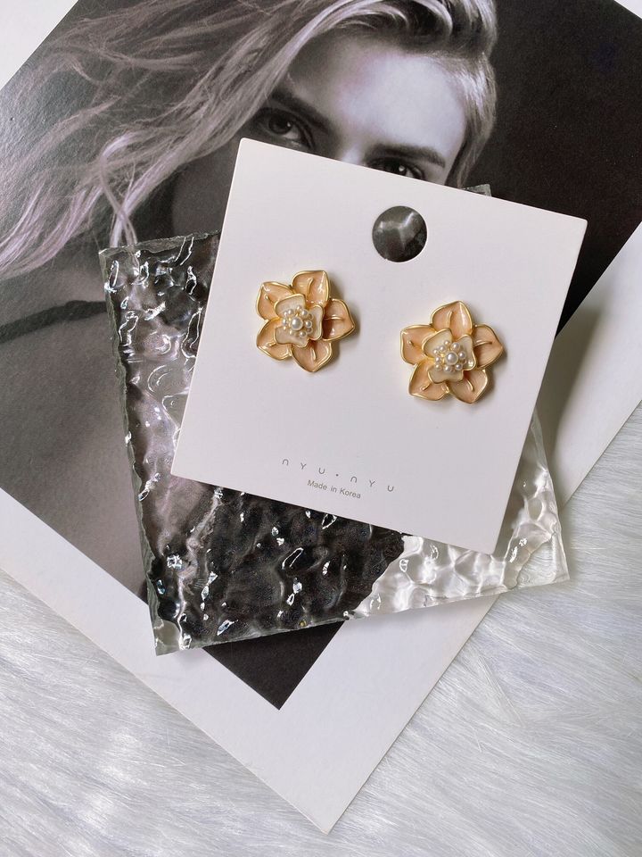 earrings 107