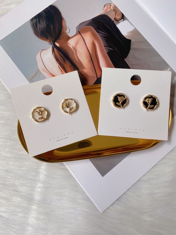 earrings 108
