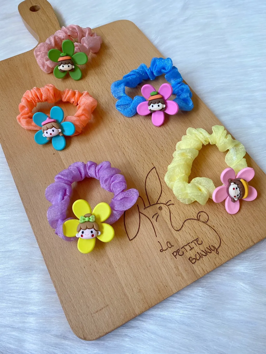 girl theme shimmer scrunchy
