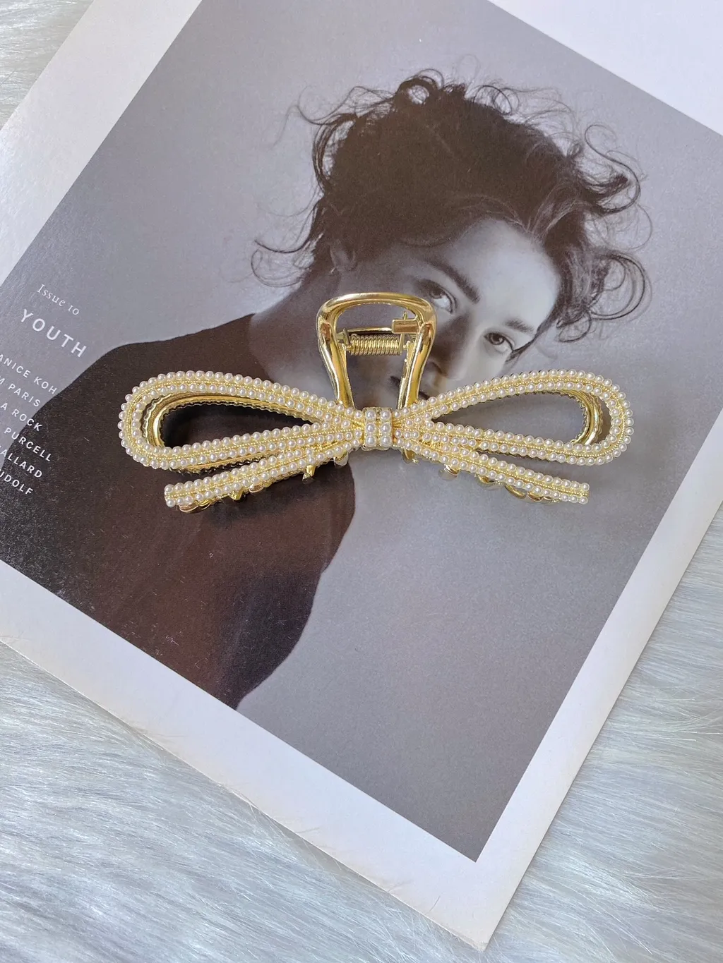 minimalist pearl ribbon claw clip (11cm)