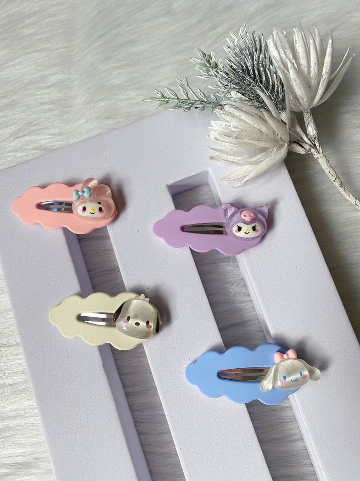sanrio family bb clip