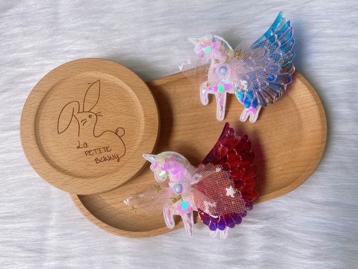 sequin unicorn duck clip