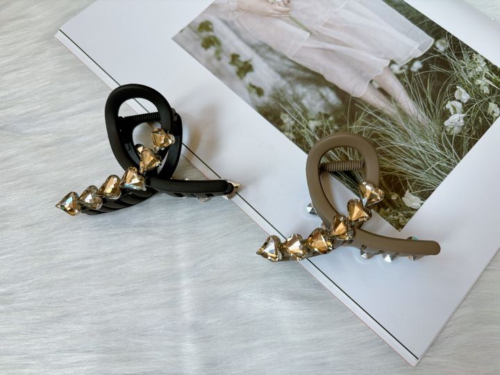 K9 crystal heart matt claw clip (8cm)