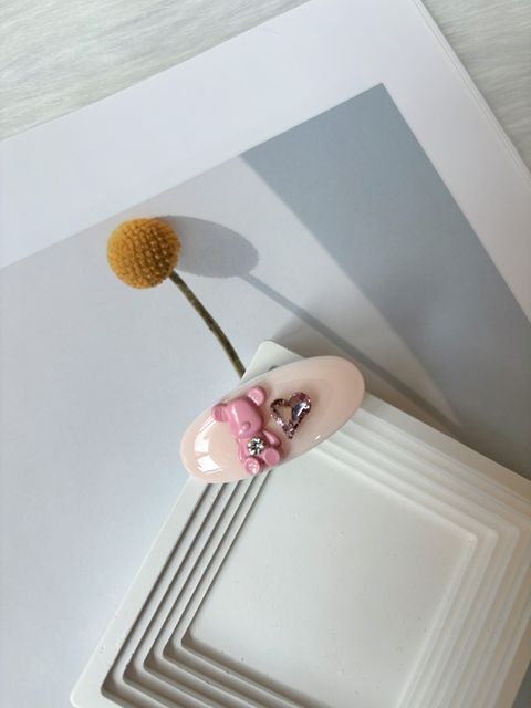sweet pink bear with crystal duck clip