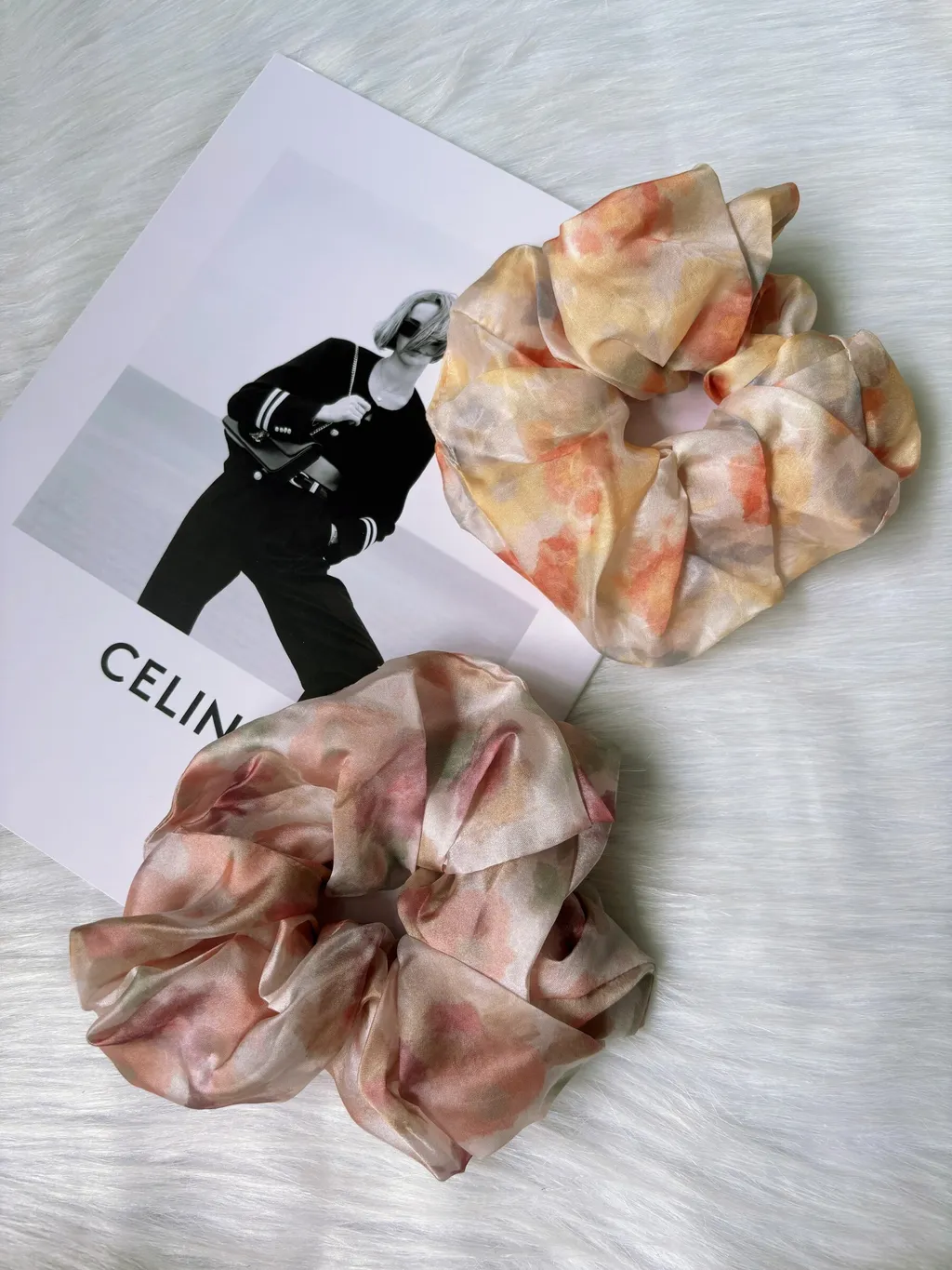 XL mix dye scrunchy