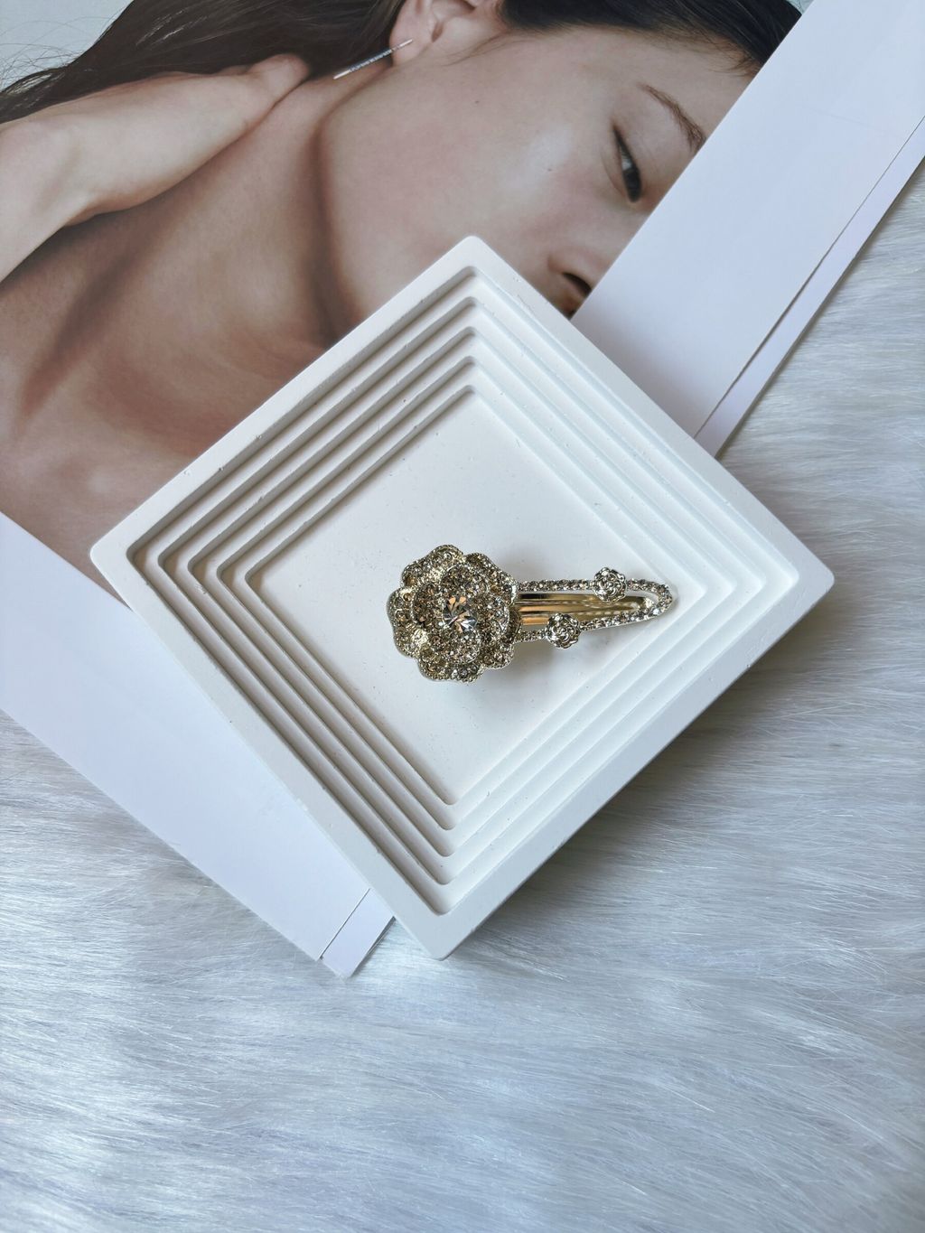 crystal camellia flower duck clip