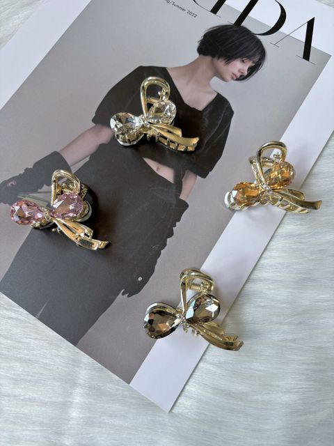 premium K9 crystal claw clip (4cm)