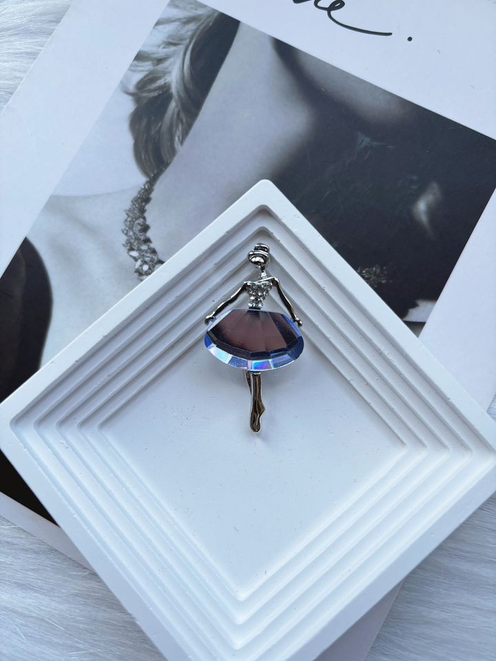 crystal ballerina brooch (4cm)