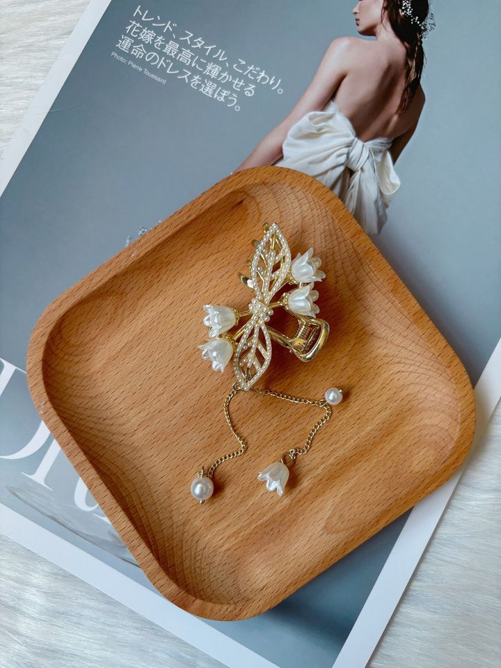 bell flower claw clip (4cm)