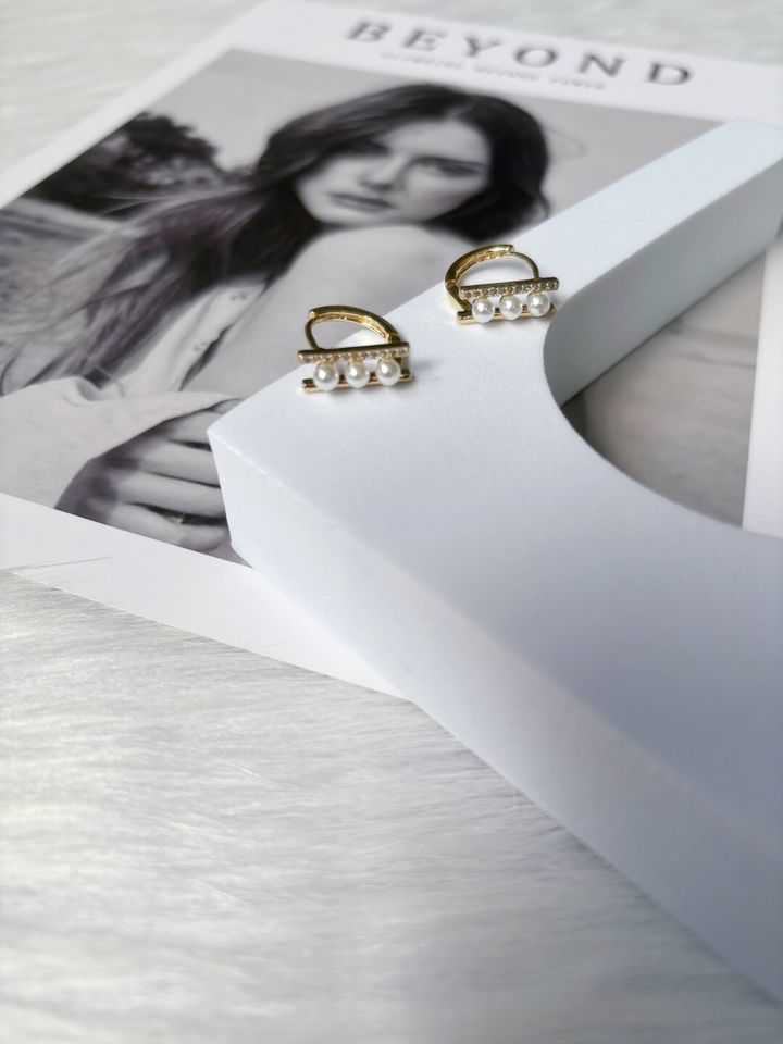 earrings 158