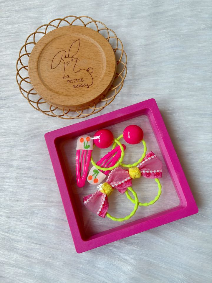 barbie pink gift set (1pair bb clip & 2pairs hair tie)