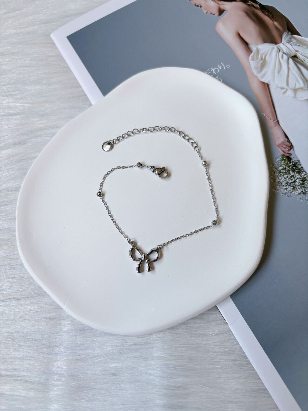 minimalist ribbon bracelet