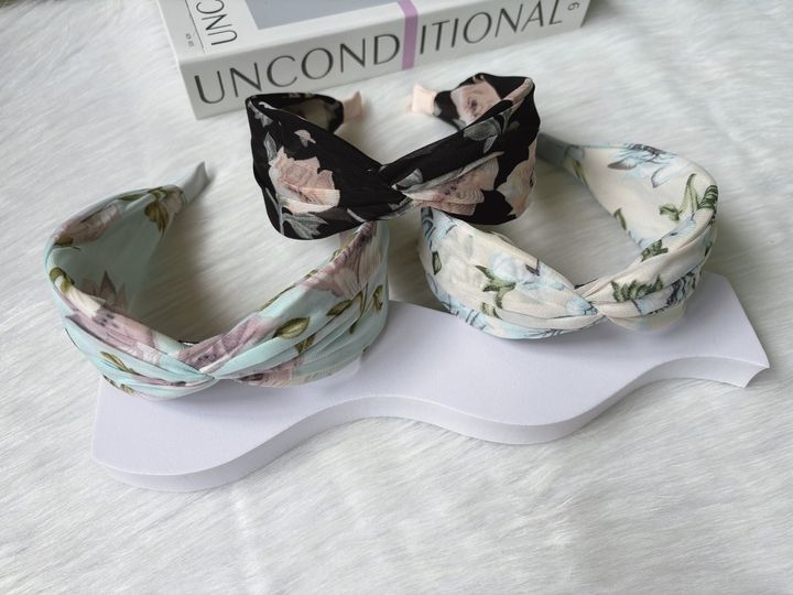 floral print headband