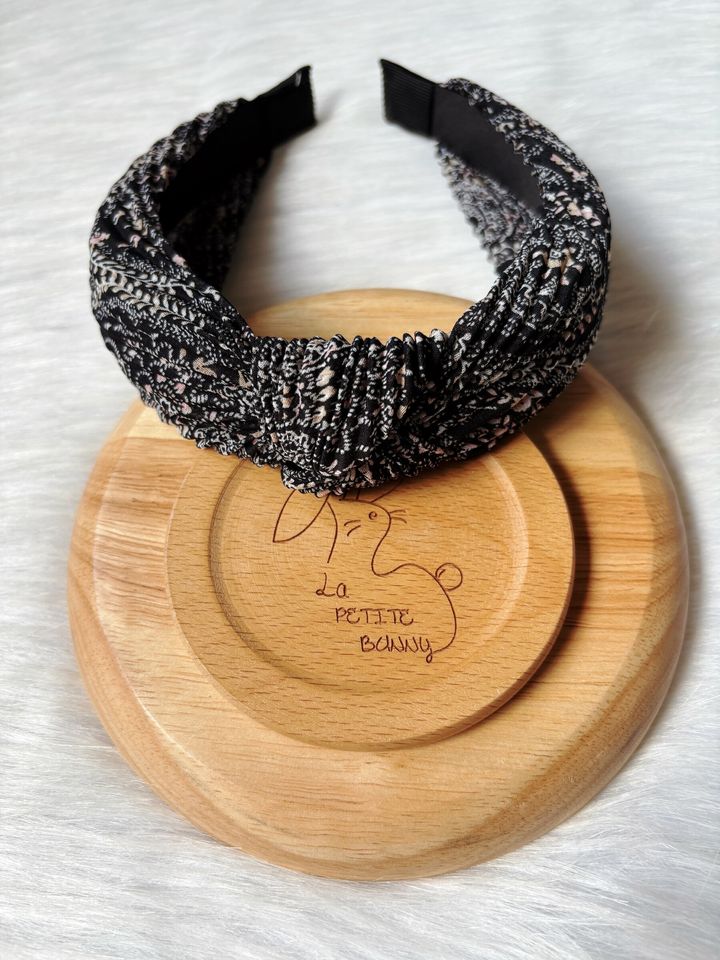 printed ruffle headband