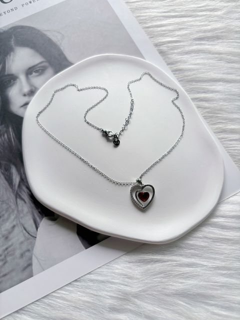 crystal heart necklace (swarovski crystal elements)