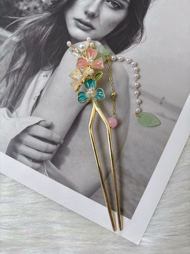 flower theme hair bun stick