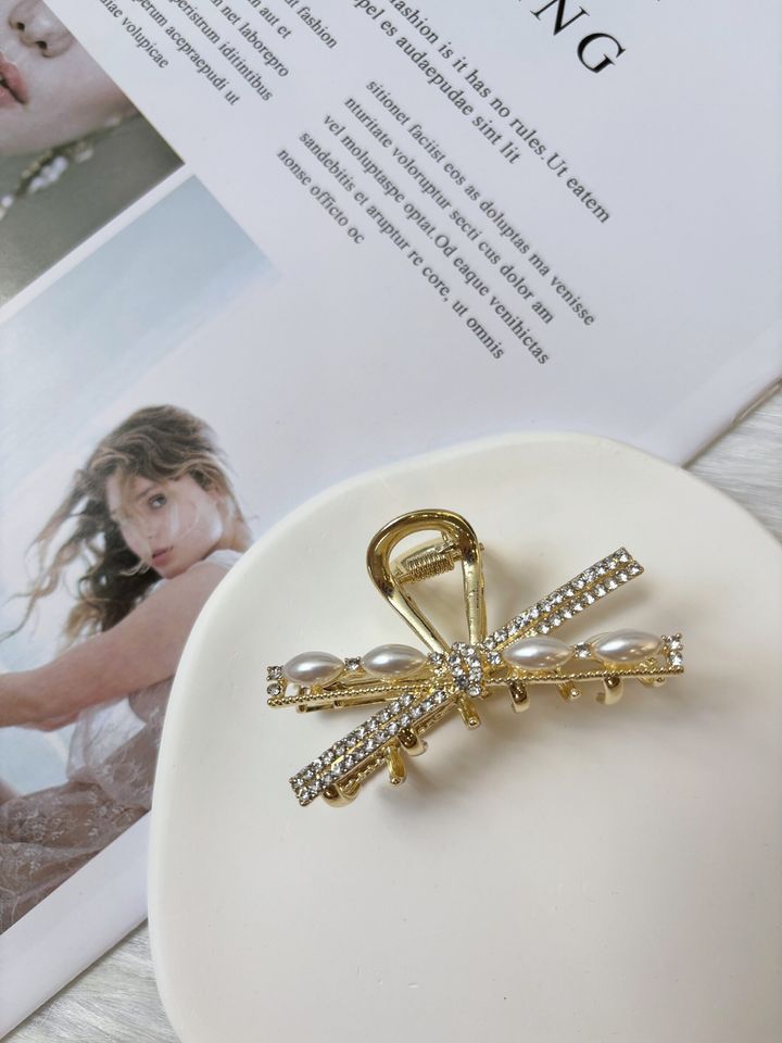 crystal mix pearl claw clip (6cm)