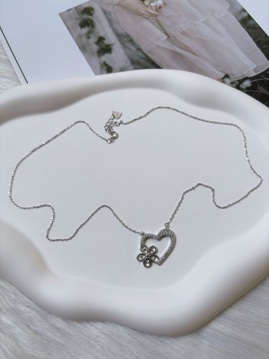flower heart necklace (S925 & zirconia stone)