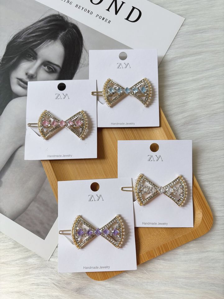 crystal ribbon frog clip