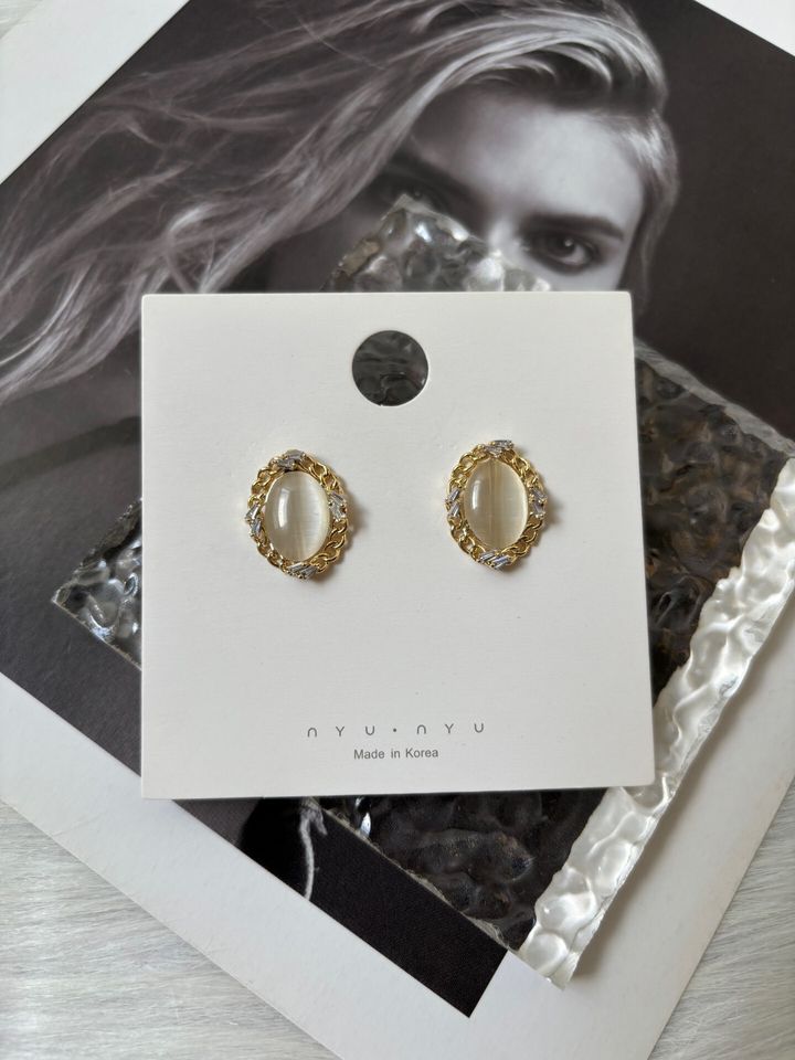 earrings 205