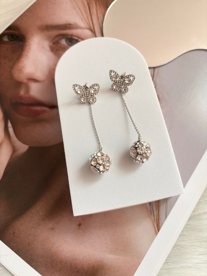 earrings 218