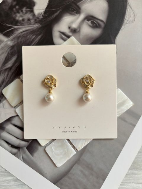 earrings 219