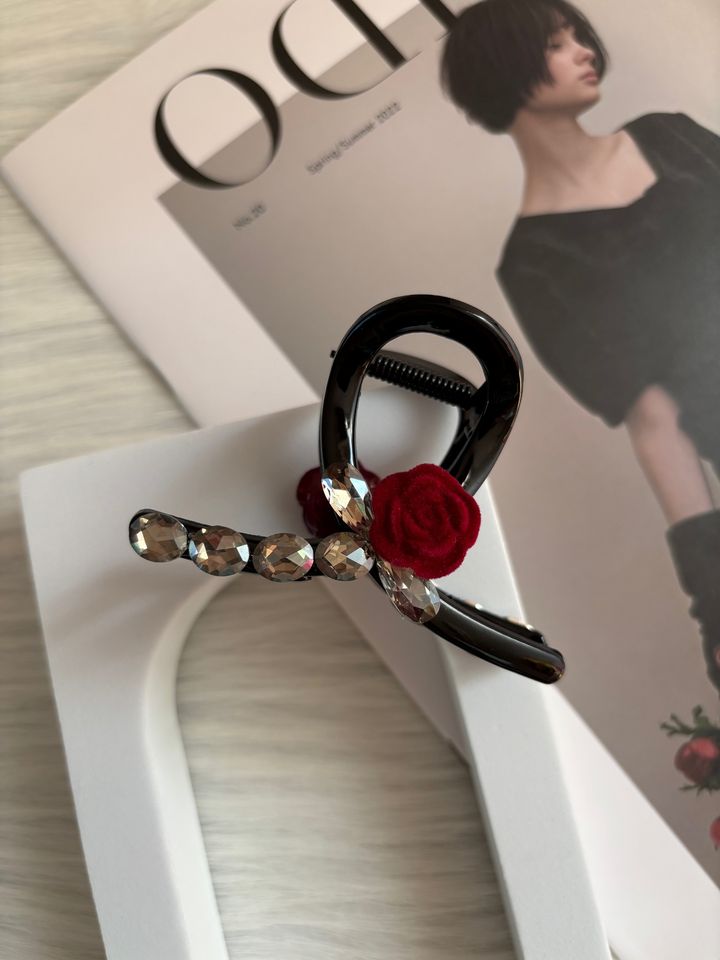 velvet rose mix crystal claw clip (8cm)