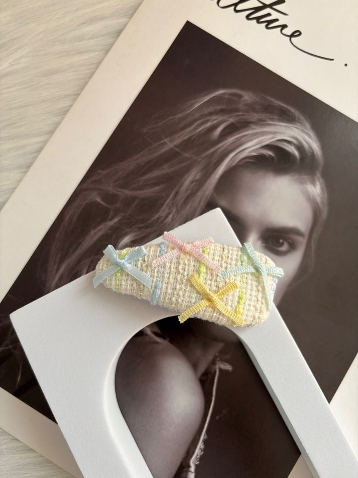 ribbon theme tweed bb clip