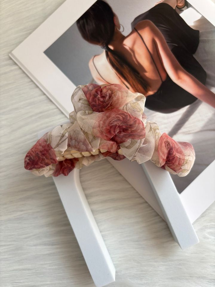 rose print ruffle claw clip (12cm)
