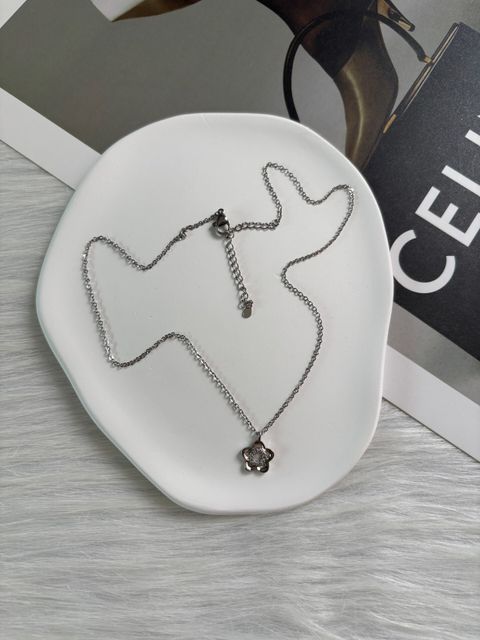 flower necklace (925 silver & zirconia stone)