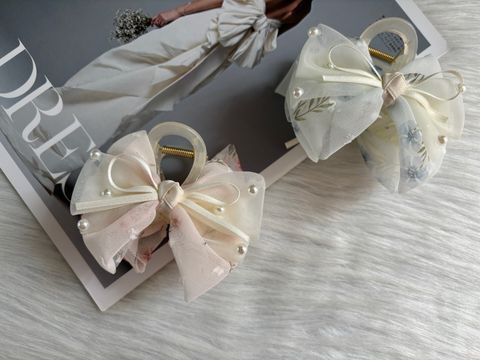 sweet floral theme claw clip (8cm)