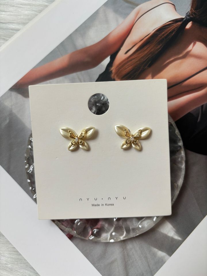 earrings 239