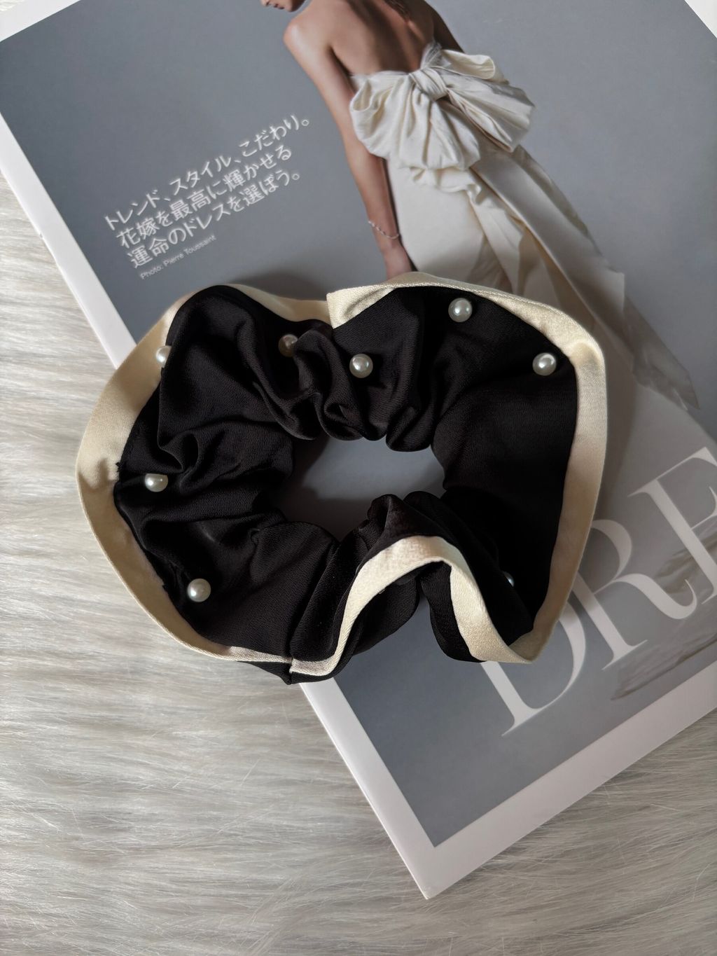premium pearl beads scrunchy
