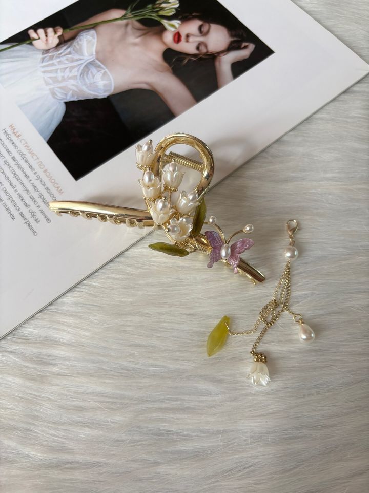 bell flower claw clip (11cm)