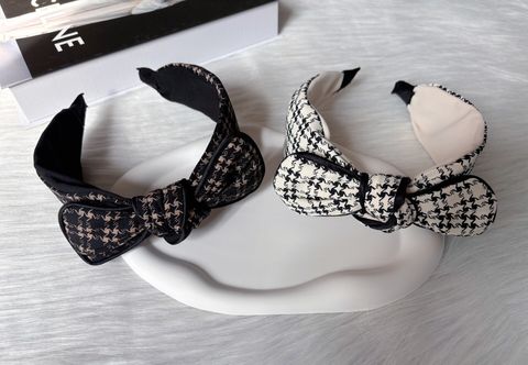 printed headban with wired ribbon