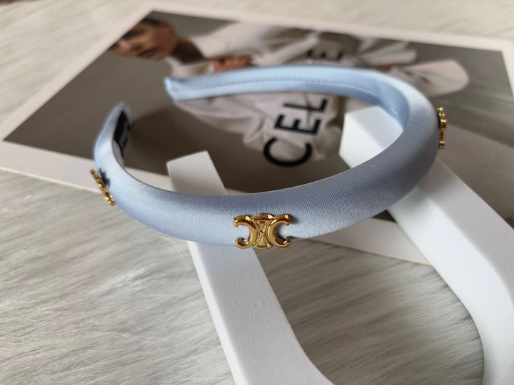 C.Inspired sponge headband