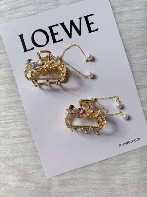 limited edition butterfly claw clip (4cm)