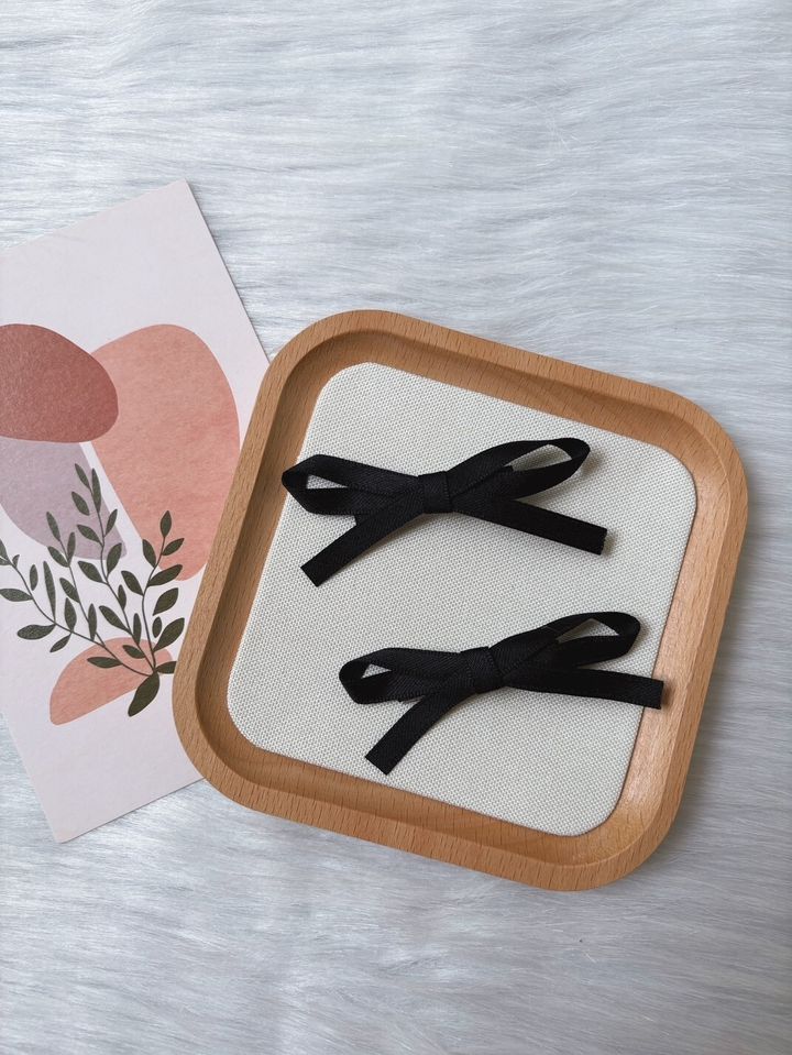 minimalist black ribbon duck clip (1pair)