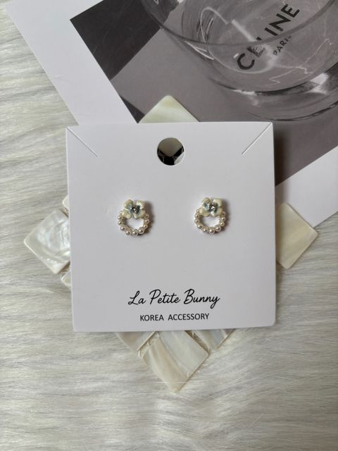 earrings 260