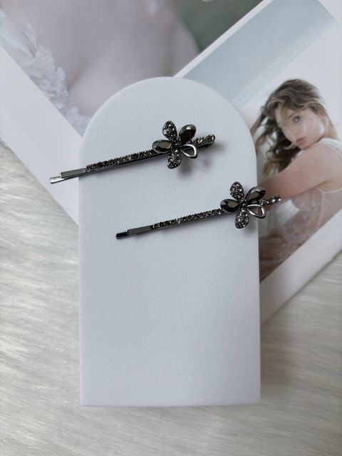 metallic black flower theme side clip (1pair)