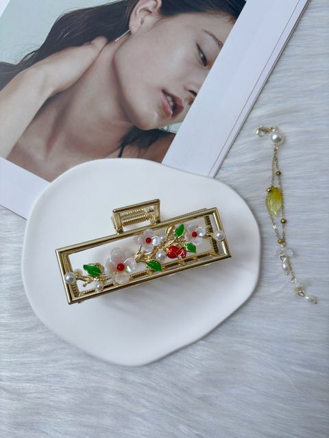 oriental flower theme claw clip (9cm)