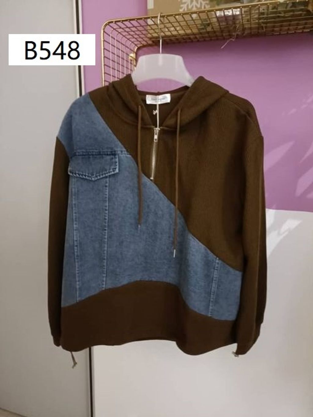 B548