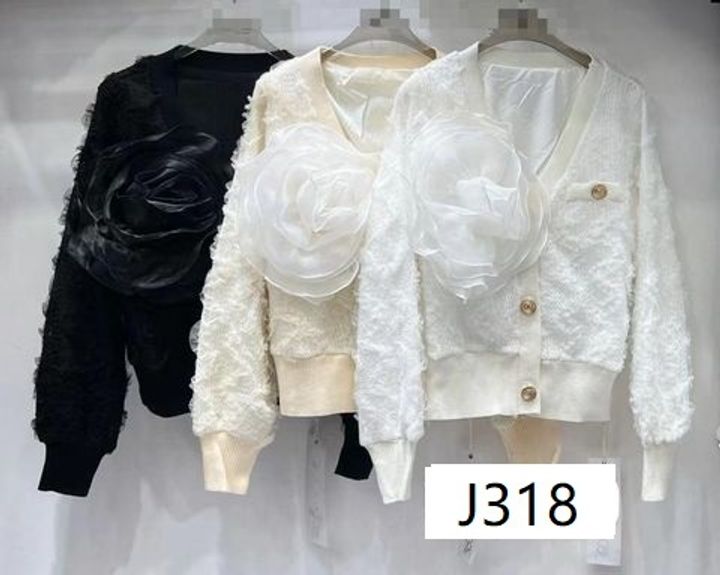 J318