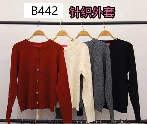B442