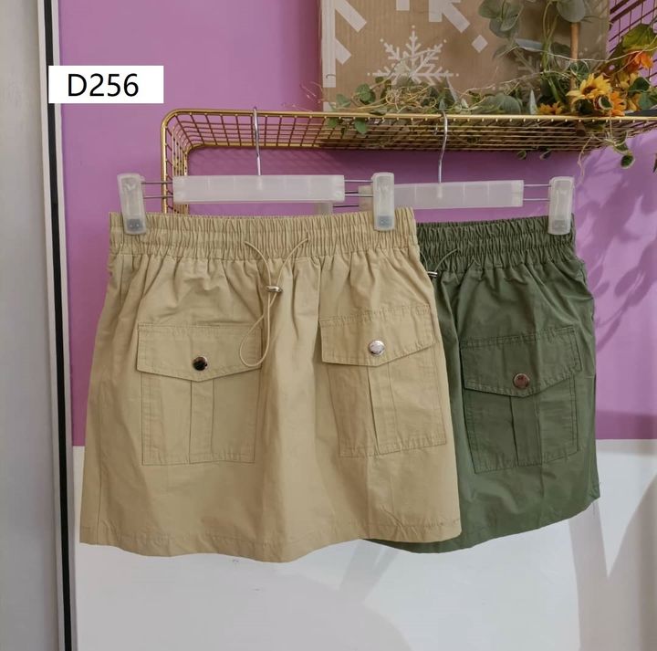 D256