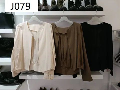 J079