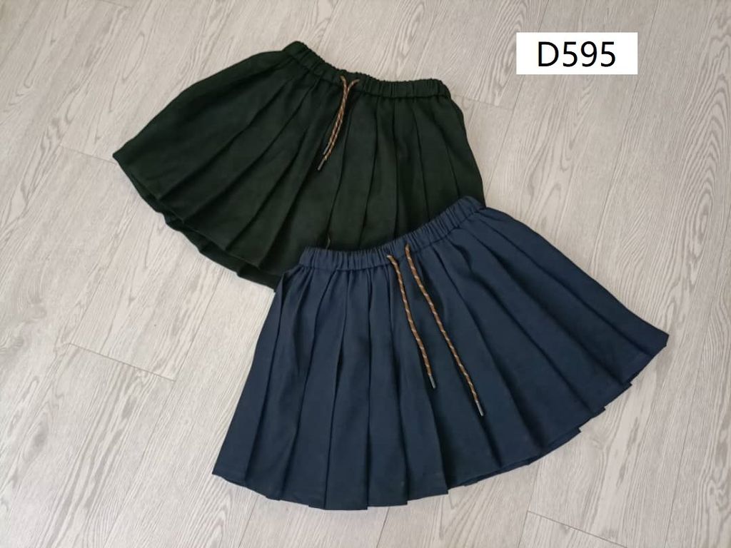 D596